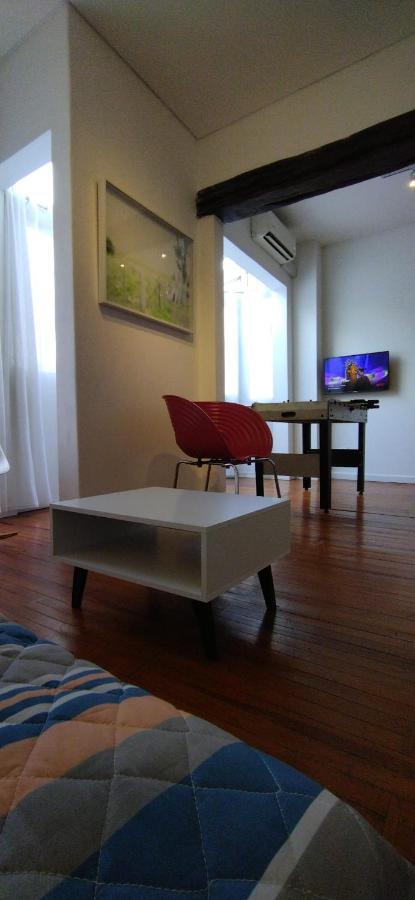 House With Large Terrace, Jacuzzi And Gated Parking For One Car Βίλα Μοντεβιδέο Εξωτερικό φωτογραφία