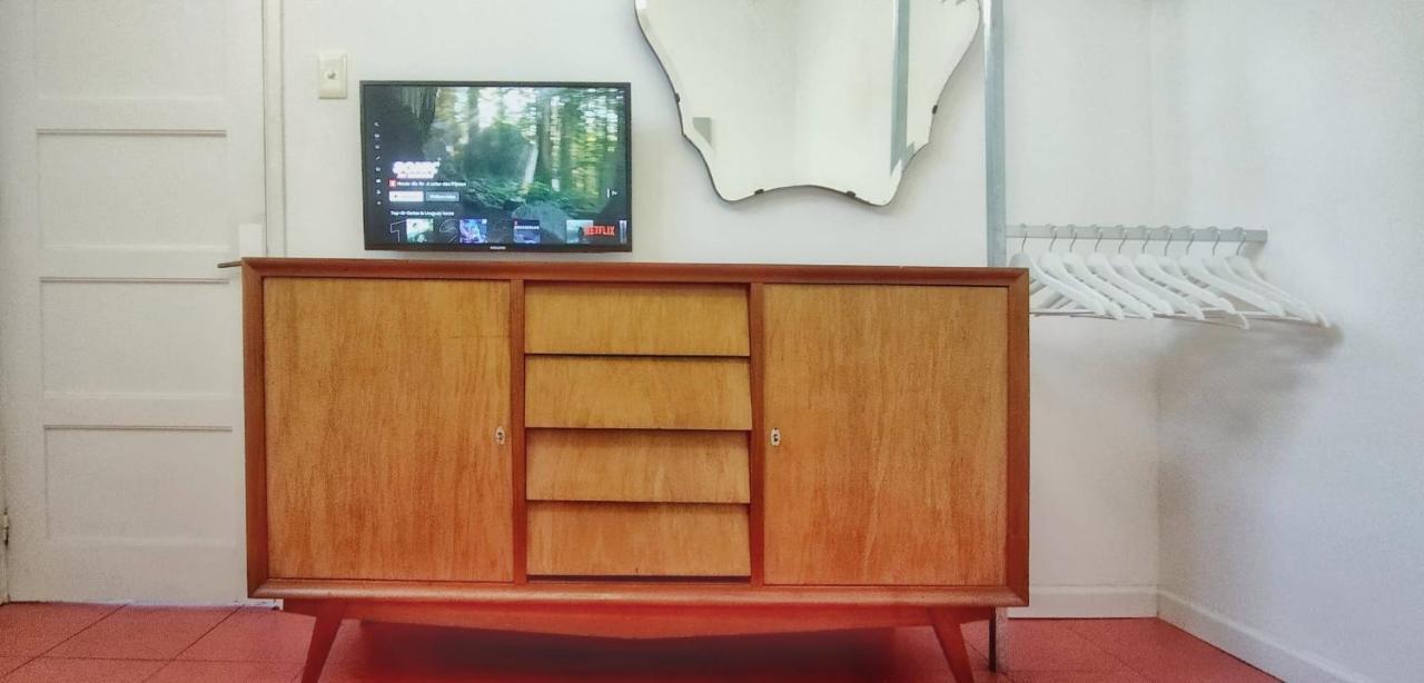 House With Large Terrace, Jacuzzi And Gated Parking For One Car Βίλα Μοντεβιδέο Εξωτερικό φωτογραφία