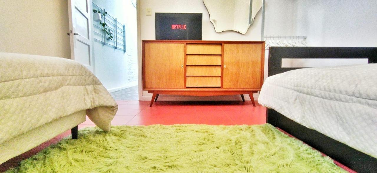 House With Large Terrace, Jacuzzi And Gated Parking For One Car Βίλα Μοντεβιδέο Εξωτερικό φωτογραφία